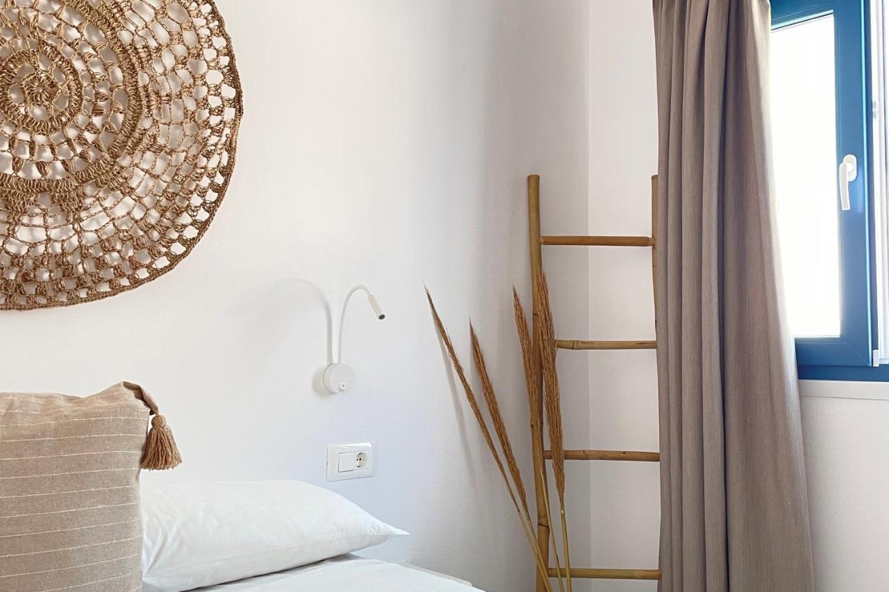 Cal Day Rooms Santorini ペリッサ エクステリア 写真
